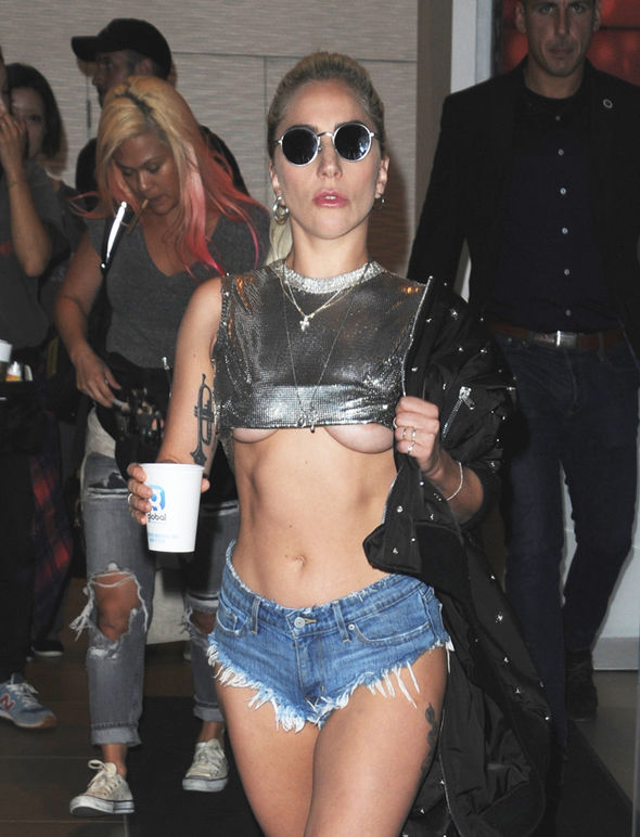 Lady Gaga Under-boobs and Jeans Shorts so sexy 
