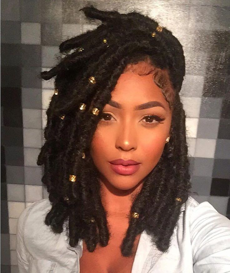 Jumbo Braids hairstyle for Black women That looks amazing